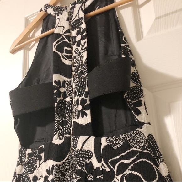 Zara Floral Patterned Dress with Cut-outs XS - Picture 4 of 5